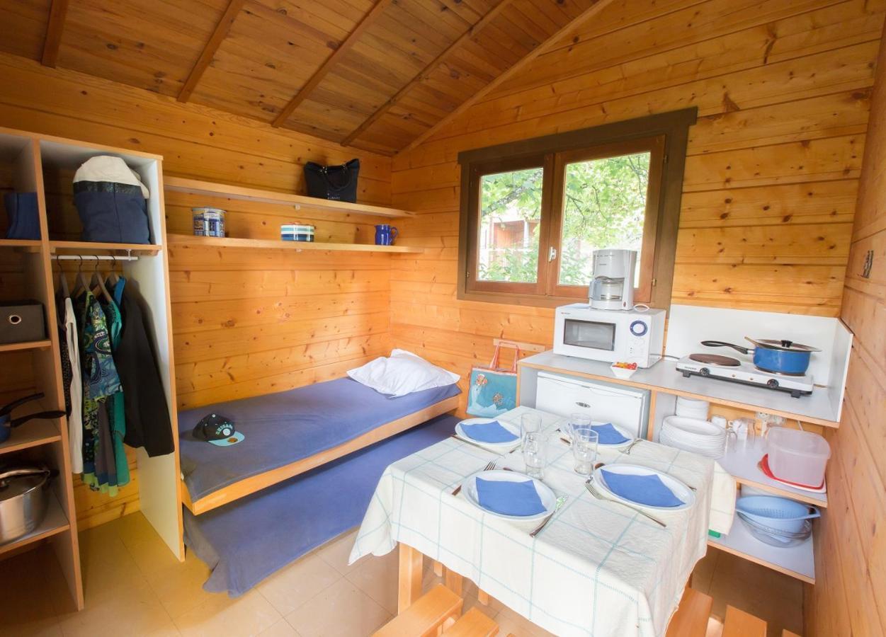 Camping De Collonges-La-Rouge Meyssac المظهر الخارجي الصورة