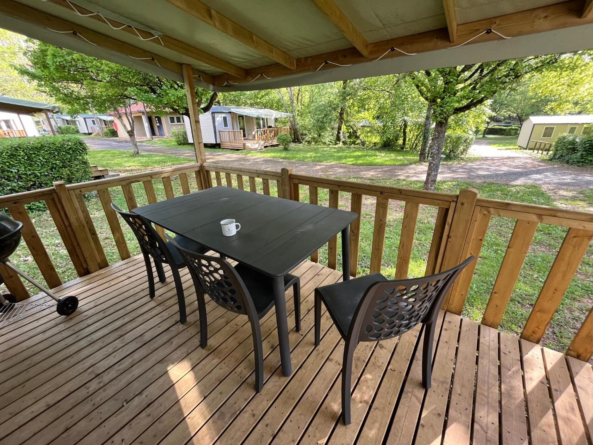 Camping De Collonges-La-Rouge Meyssac المظهر الخارجي الصورة